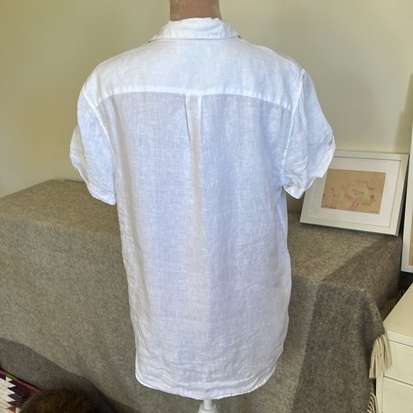 Lucky Brand button down linen shirt with slight cuffed sleeve. Size L - Picture 2 of 6